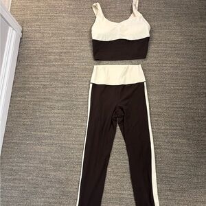 Old Navy Brown and Cream Colorblock Leggings & Crop Top Set